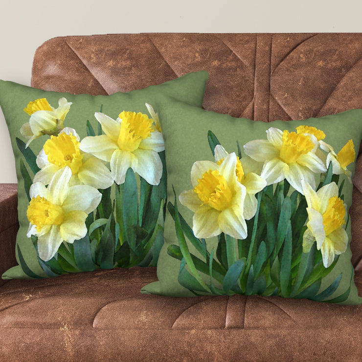 Set of 2 Daffodil Designer Pillows, 18"x18"